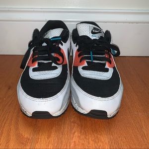 nike air max 90 (size women’s 8)